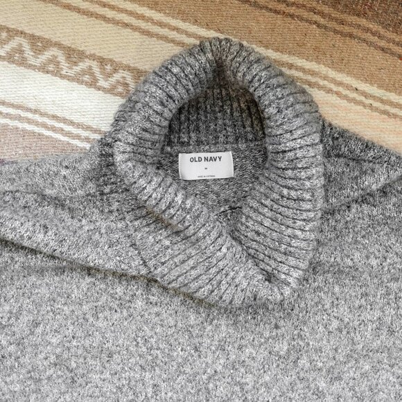 Old Navy Gray Chunky Knit Sweater M | Cowl Neck Turtleneck Pullover Oversized - Picture 5 of 7
